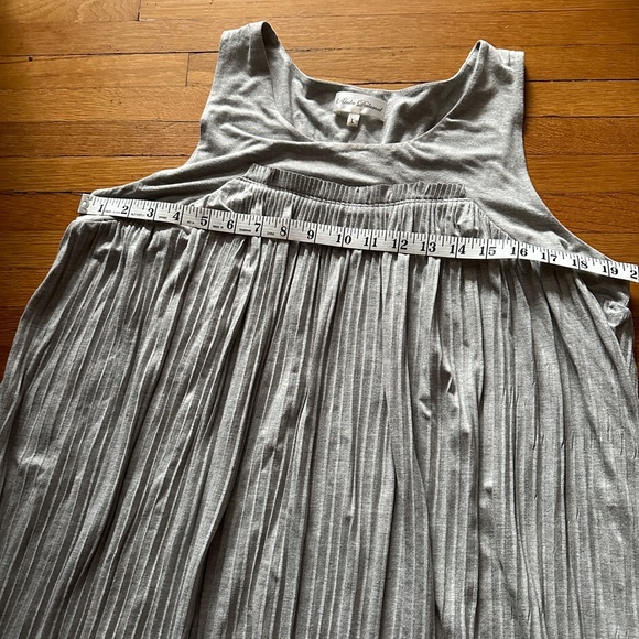 Rinku Dalamal Heather Grey Pleated Swing Dress, Size Large - Picture 2 of 7